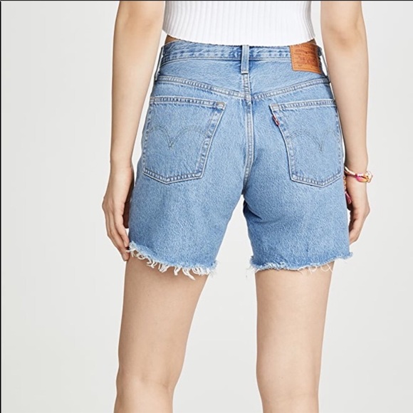 Levis's 501 Mid Thigh Shorts- Luxor Night - Picture 2 of 9